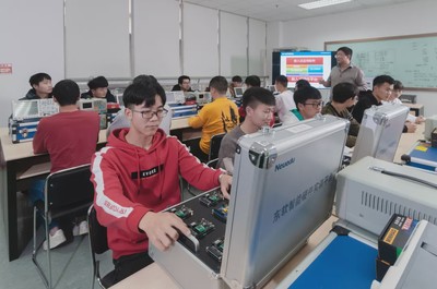 就業率超94%，華為工程師來當老師，成都東軟單招第一年，請別錯過教育科技與技術開發