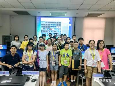 科技之光，點亮未來 閔行小研究員暑假科技探索之旅